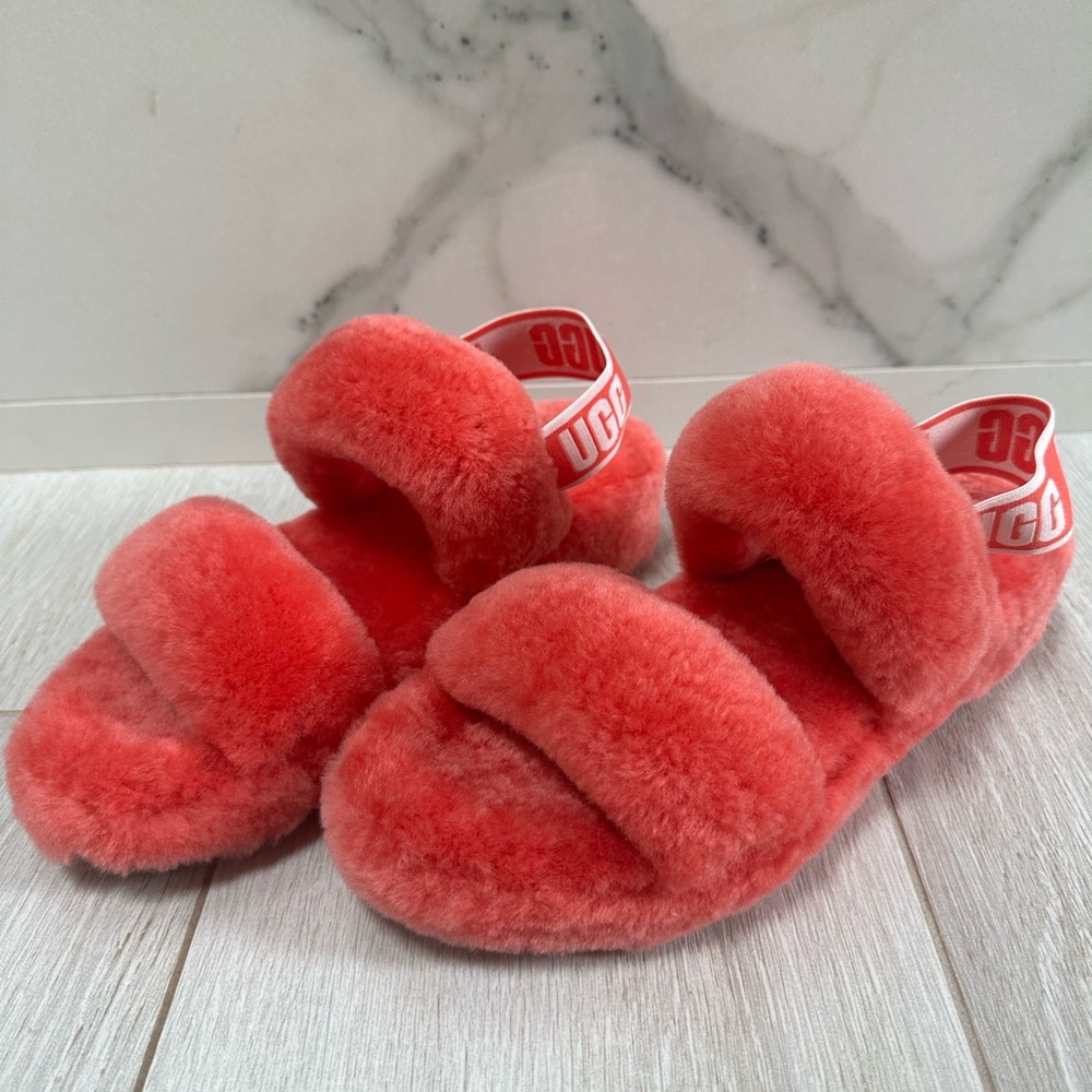 UGG Fluffy Slippers